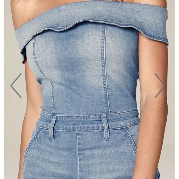 Bebe Off The Shoulder Denim Distressed Romper Contemporary Feminine Festival - Picture 3 of 16